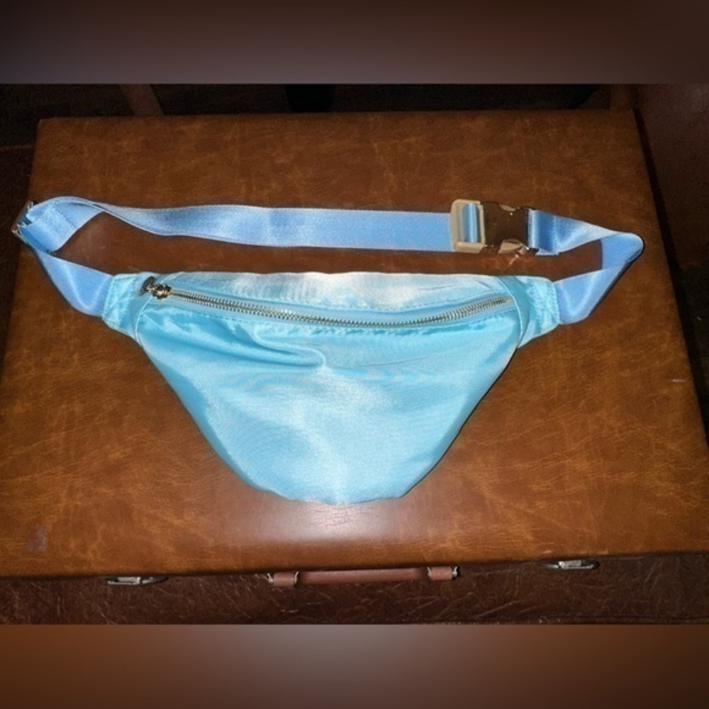 New Simply Southern Fanny Pack Color- Artic